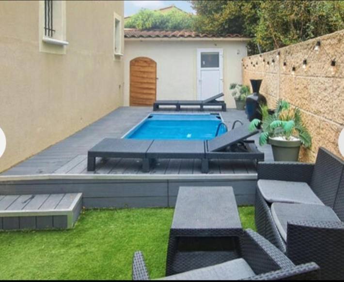 Gîte pour 4 personnes, avec piscine ainsi que terrasse et jacuzzi, animaux acceptés à Jonquières-Saint-Vincent - 4