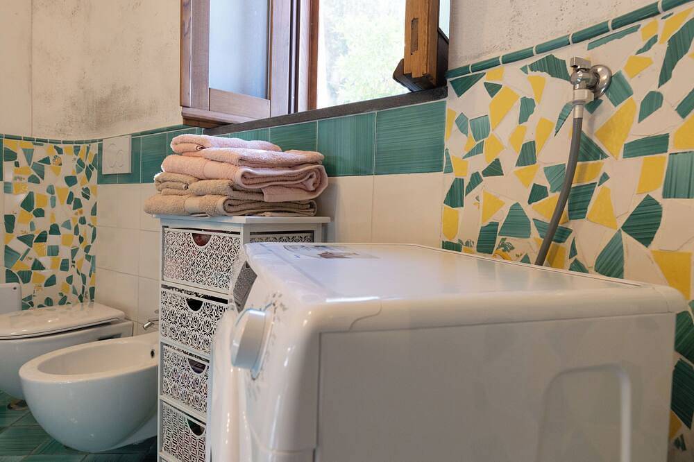 Entire apartment, Casale Gelsi Apt. (Spring)Amalfi Coast in Maiori, Amalfi Coast