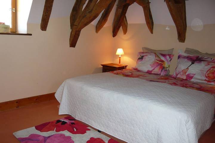 Gîte pour 2 personnes, avec terrasse ainsi que jacuzzi et jardin à Boisse - 2