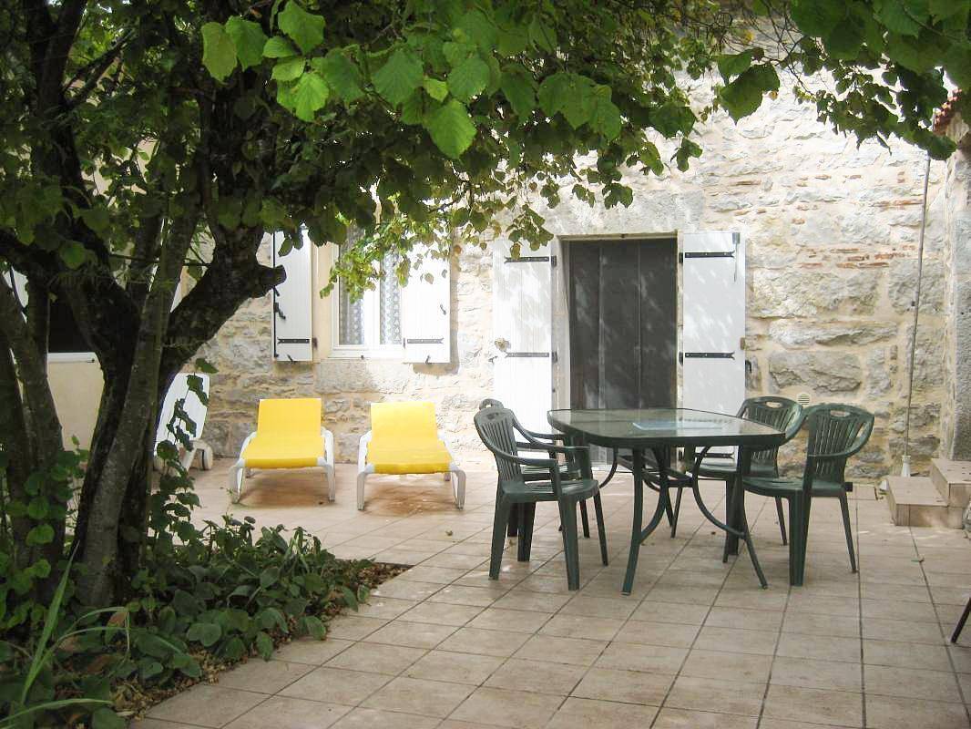 Gîte für 5 Personen mit Terrasse in Cajarc, Regionaler Naturpark Causses du Quercy