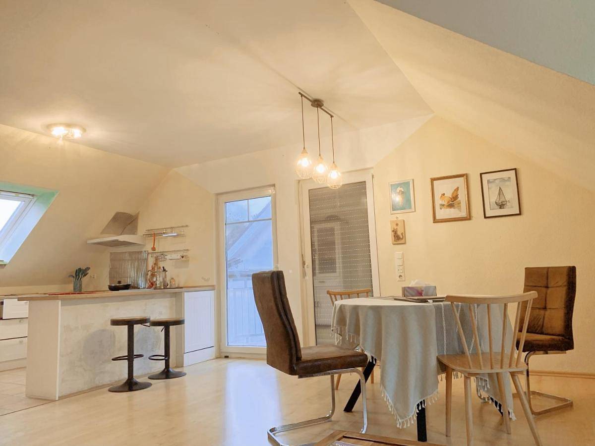 Ganze Wohnung, Two-Bedroom Apartment in Üxheim, Vulkaneifel
