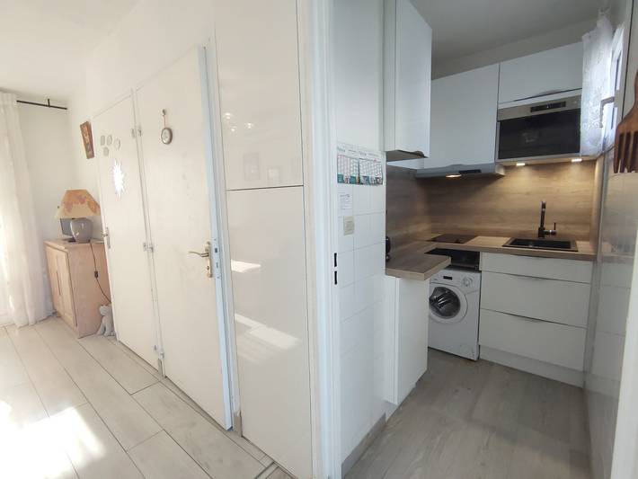 Ganze Wohnung, Ruhiges T1 mit Parkplatz und Klimaanlage in Balaruc-les-Bains in Balaruc-les-Bains, Mittelmeerküste (Frankreich)