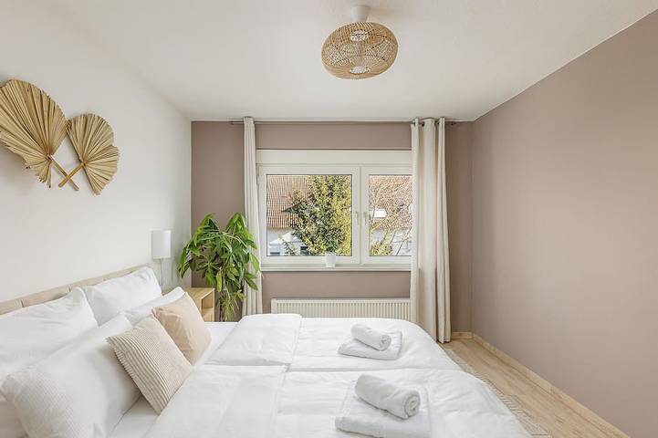 Ganze Wohnung, Troja Living - Appartement Helena am Park mitten in Bruchsal in Bruchsal, Kraichgau