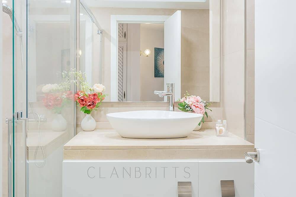 Entire apartment, Apartamento Studio Marina Suite in Benalmádena Costa, Benalmádena