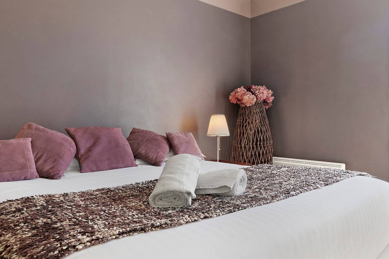 Gästezimmer „Aubergine“ mit Gemeinschaftspool nahe Sarlat in Proissans, Périgord Noir