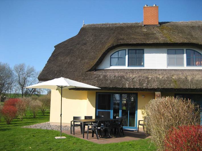 Ferienhaus für 9 Personen, mit Sauna und Garten, kinderfreundlich in Poseritz