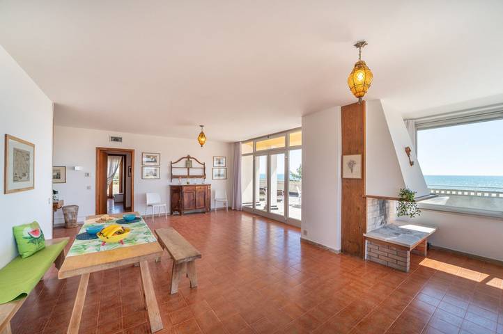 Ganze Wohnung, Atemberaubender Rückzugsort mit malerischer Terrasse in Bibione, San Michele al Tagliamento