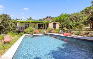 Gîte pour 6 personnes, avec jardin et piscine à Montbrison-sur-Lez