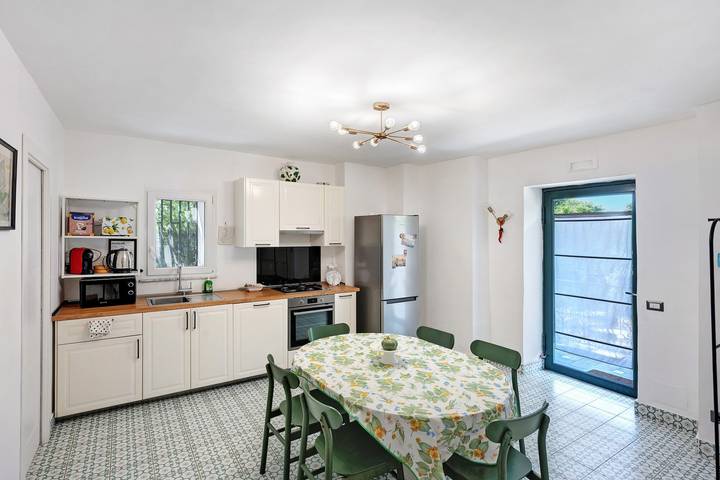 Ferienwohnung für 6 Personen, mit Balkon und Garten in Neapel - 3