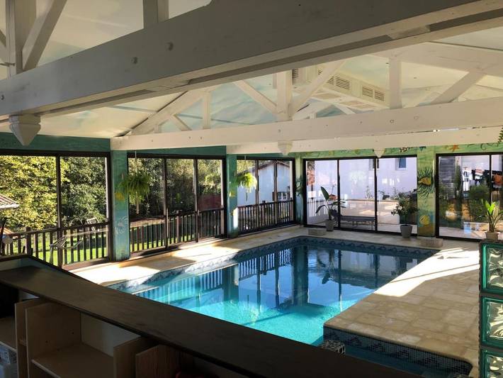 Location de vacances pour 12 personnes, avec jardin ainsi que sauna et piscine à Ahetze - 2