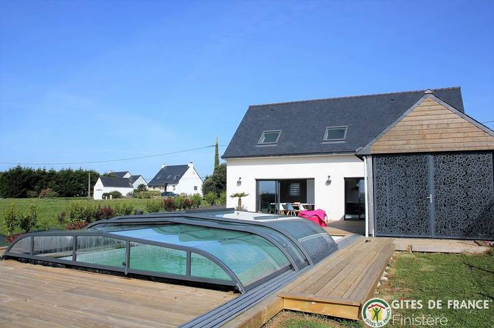 Gîte für 12 Personen, mit Pool und Terrasse sowie Garten in der Bretagne