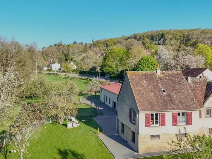 Gîte pour 7 personnes, avec jardin, animaux acceptés