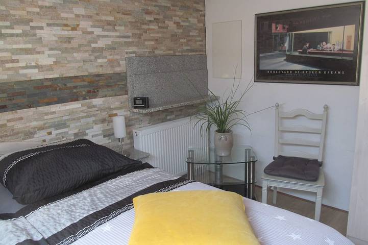 Ganze Wohnung, Eifel Loft-Ferienwohnung  \"3 Bergeblick\" für max. 5 Personen in Ettringen, Osteifel