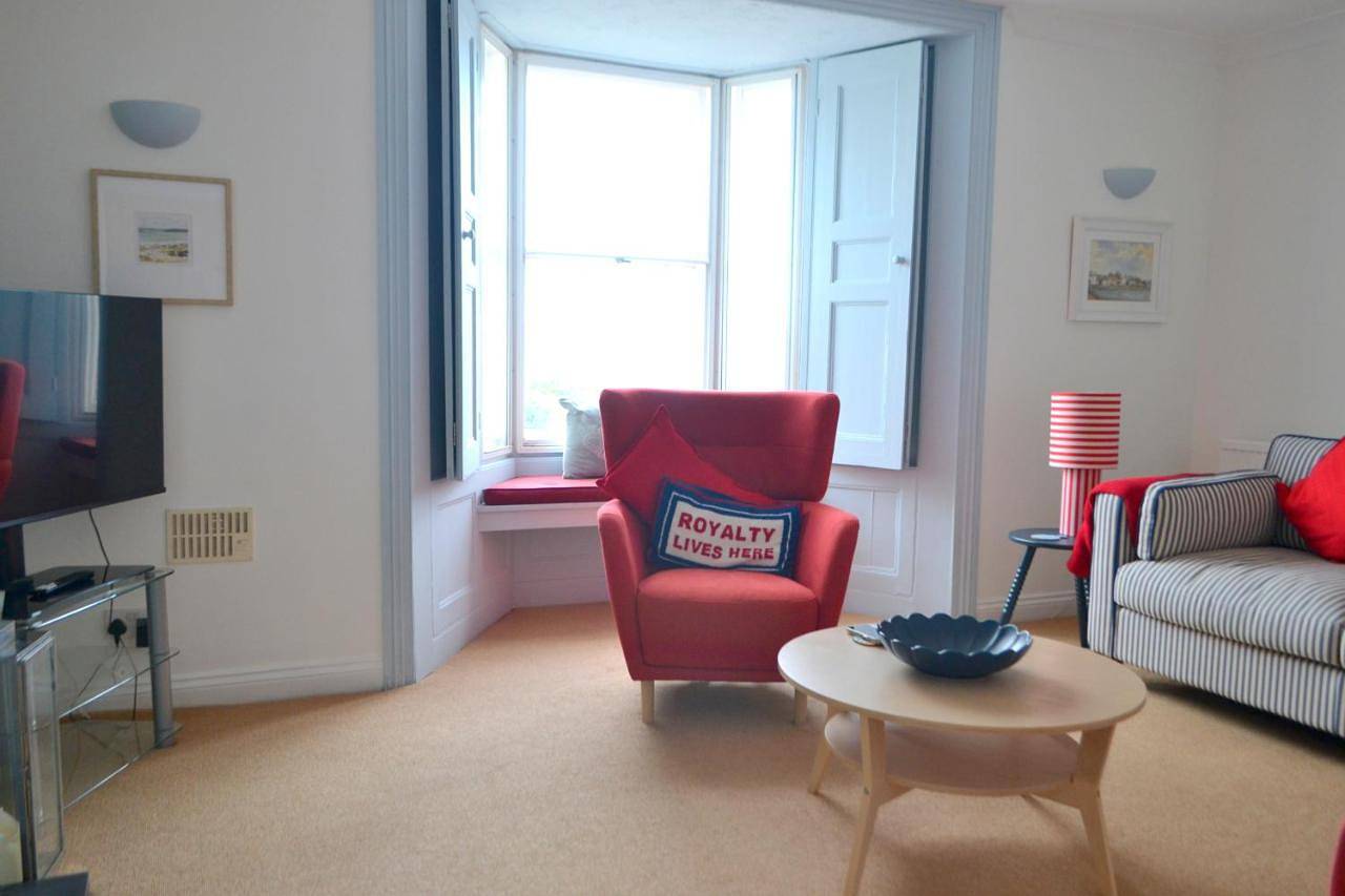 Entire apartment, Two-Bedroom Apartment in Shaldon, Devon