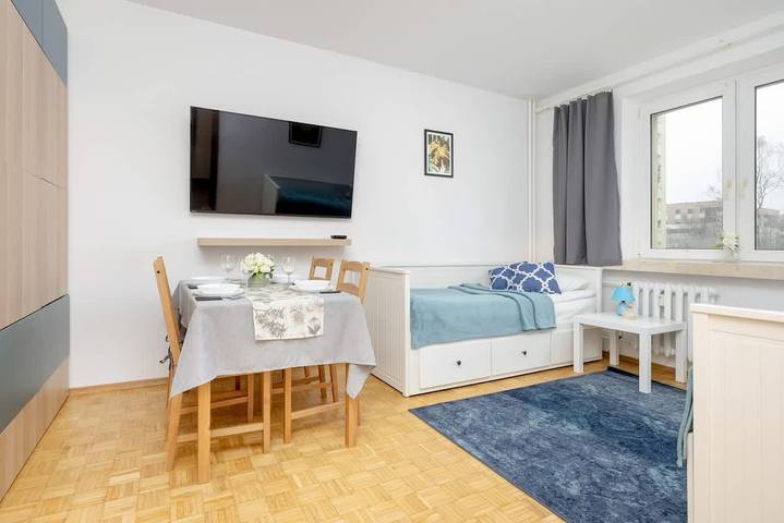 Apartament wakacyjny dla 8 osób, z ogród, Dla rodziny w Mokotów