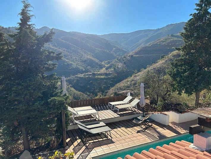 Casa rural para 13 personas, con Balcón y Terraza además de Jardín y Piscina en Gualchos