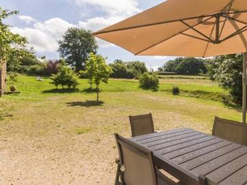 Gîte pour 6 Personnes dans Saint-André-en-Morvan, Parc naturel régional du Morvan, Photo 1