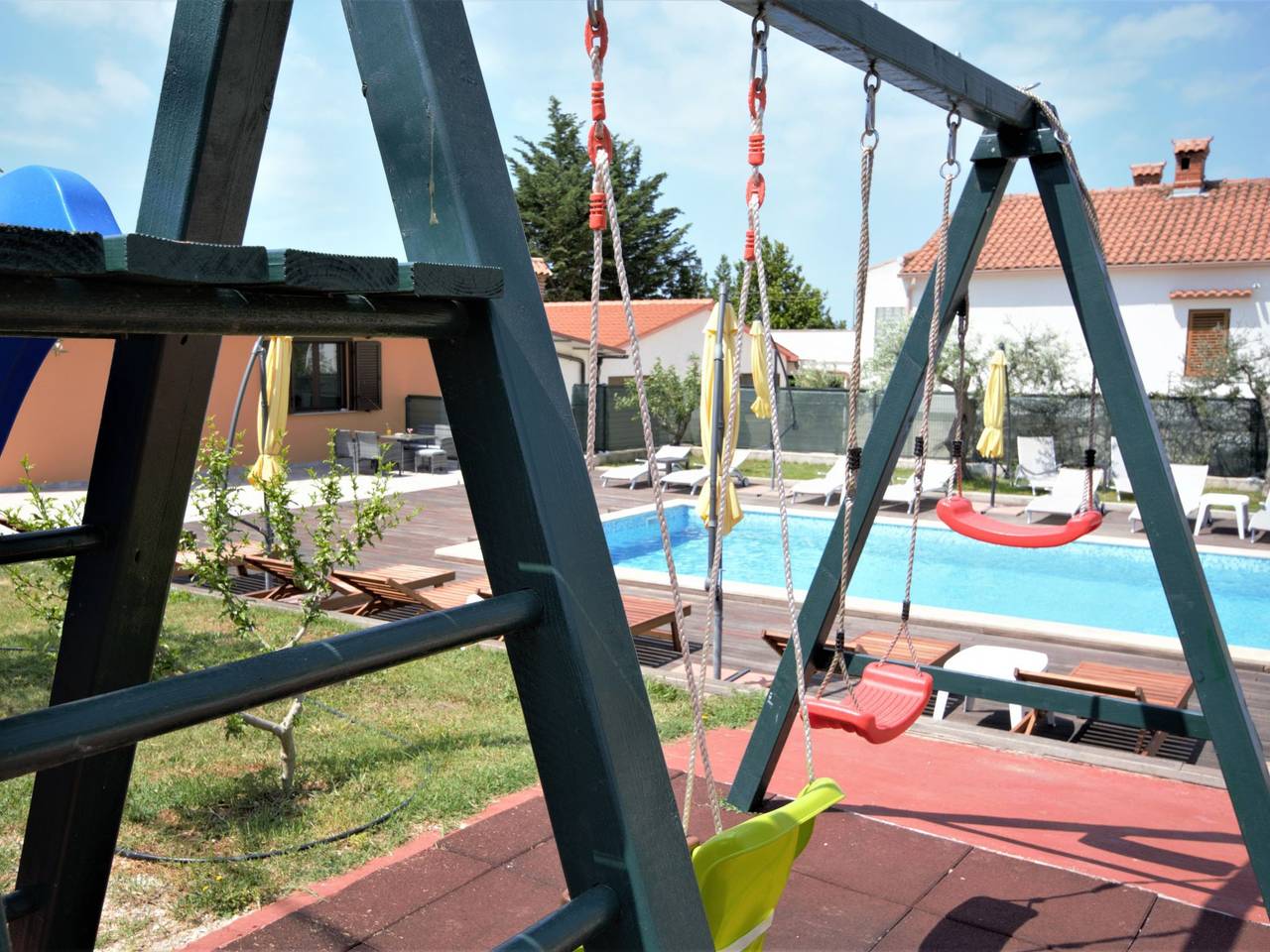 Xxl-Ferienhaus "Cokuni" mit privatem Pool in Marčana, Südküste Istrien