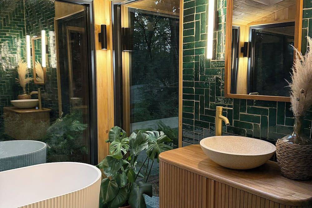 Ecolodge de la Palombiere in Saint-Clar, Gers