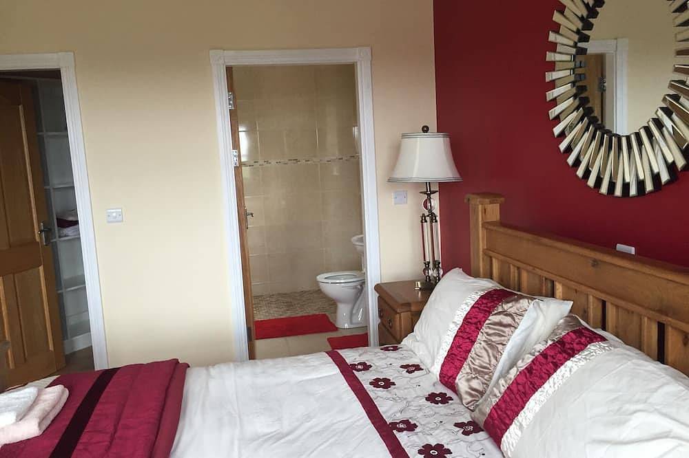 Siobhan's Luxurious Cottage in Castlecove, County Kerry