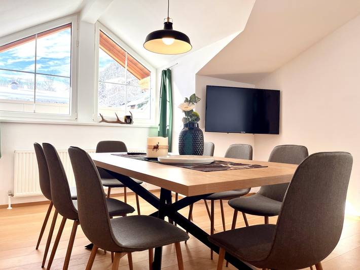 Ferienwohnung für 6 Personen, mit Balkon und Terrasse sowie Ausblick in Arzl im Pitztal