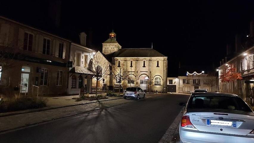 Gîte pour 3 personnes, avec jardin et vue à Châteaumeillant - 3