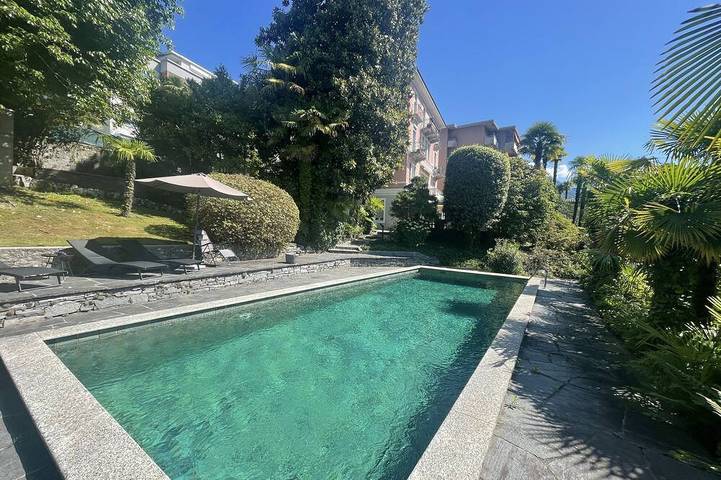 Ferienwohnung für 6 Personen, mit Pool und Garten sowie Balkon, mit Haustier am Lago Maggiore (Schweiz)