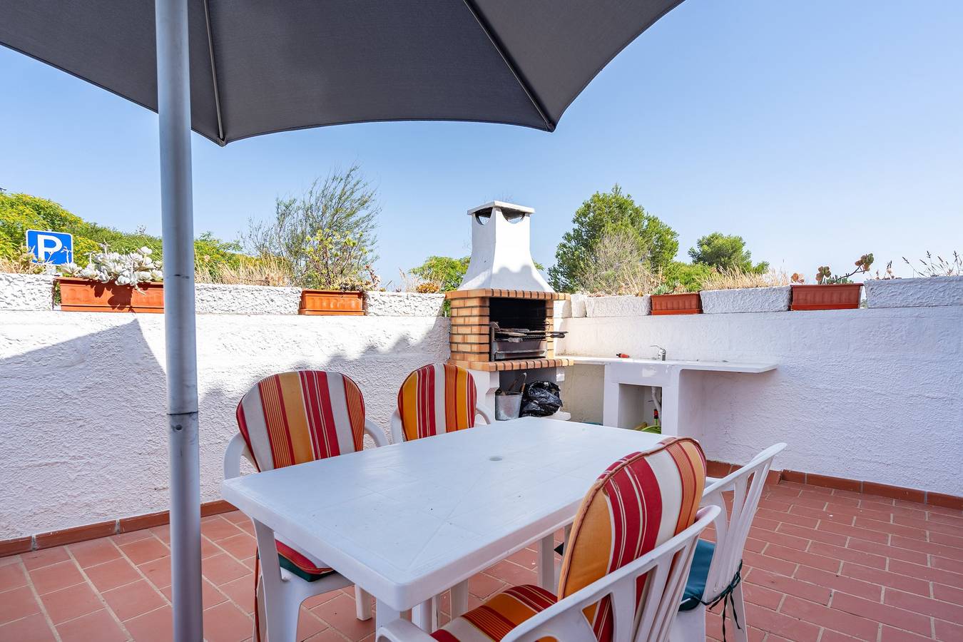 Ganze Wohnung, Ferienwohnung 'Anabela' mit Privatterrasse, Wi-Fi und Klimaanlage in Carvoeiro, Lagoa
