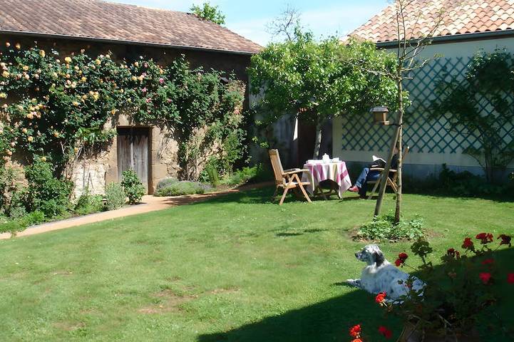 Location de vacances pour 4 personnes, avec jardin à Rochechouart - 4