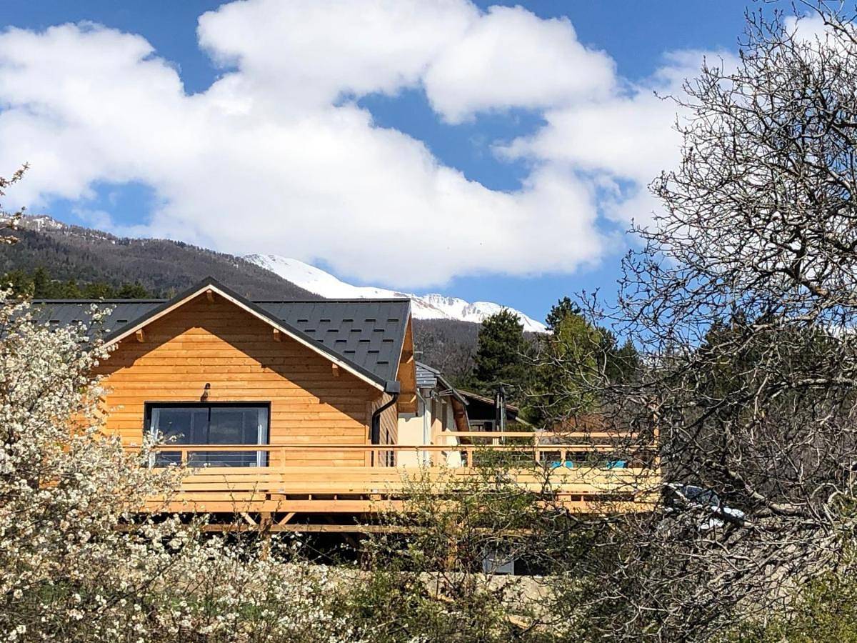 Appartement entier, Two-Bedroom Apartment in Embrun, Parc national des Écrins