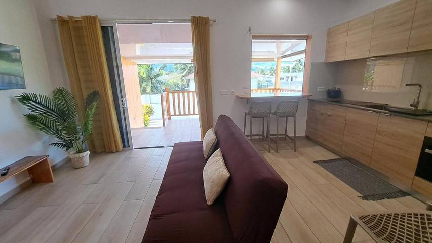 Location de vacances pour 2 personnes, avec terrasse dans Papara - 2