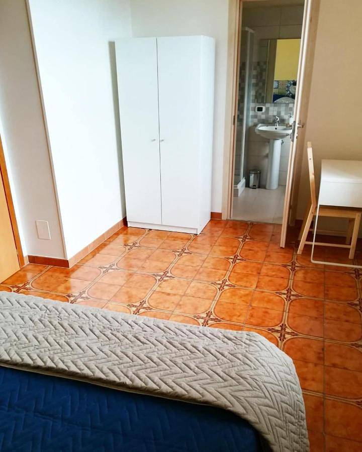 Double Room with Private Bathroom in Sant'Egidio del Monte Albino, Costa tirrenica Campania