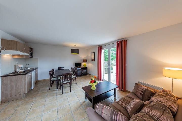 Holiday rental for 6 people, with pool and balcony in Lot-et-Garonne