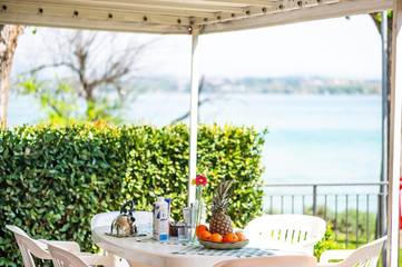 Vakantiepark voor 6 Personen in Peschiera del Garda, Garda Bergen, Afbeelding 3