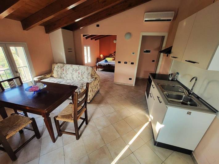 Agriturismo per 4 persone, con giardino e panorama, con animali domestici in Provincia di Reggio Emilia