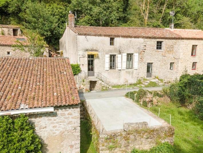 Gîte pour 6 personnes, avec jardin et terrasse - 1