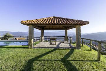 Casa De Férias para 10 Pessoas em Britelo, Gémeos e Ourilhe, Distrito de Braga, Foto 2