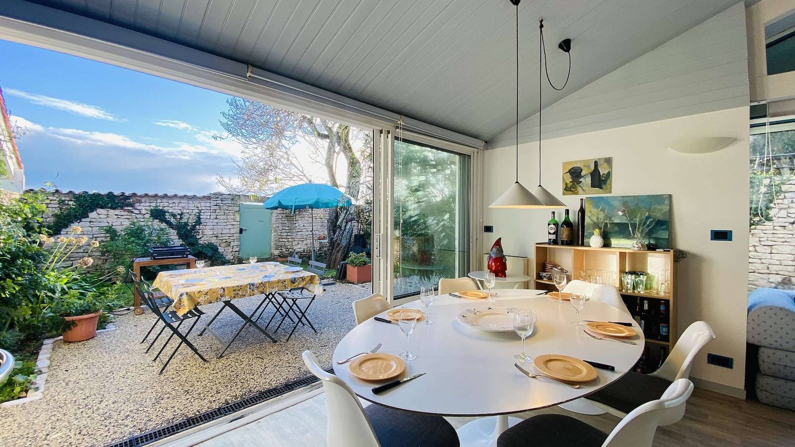 Appartement de vacances entier, Jolie maison avec jardin, piscine et parking in Sainte-Marie-de-Ré, Île de Ré