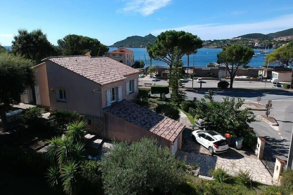 Villa 2 chambres 4 personnes au pied des plages in Agay, Saint-Raphaël