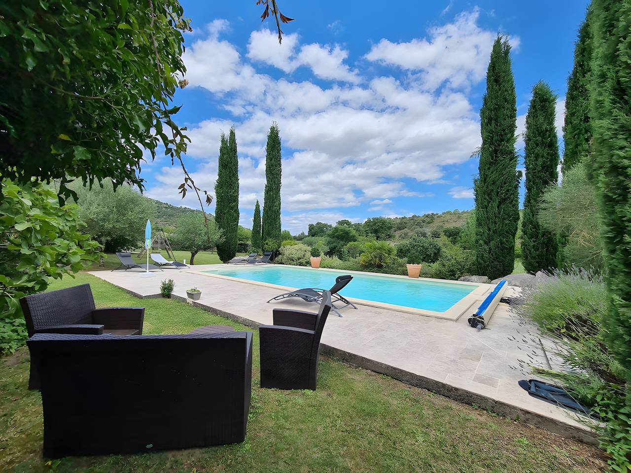 Maison de vacances « Gîte Sous La Tonnelle » au Mas du tilleul , grande piscine , terrasse privative in Courry, Parc national des Cévennes