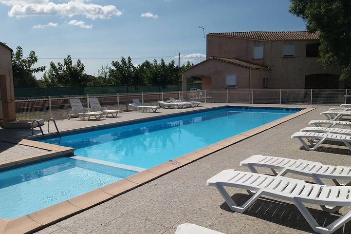 Gîte pour 6 personnes, avec piscine, animaux acceptés à Lablachère - 4