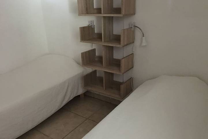 Apartamento entero, N°13-Apartamento-Baño privado con ducha-Vista al Mar in Favone, Sari-Solenzara