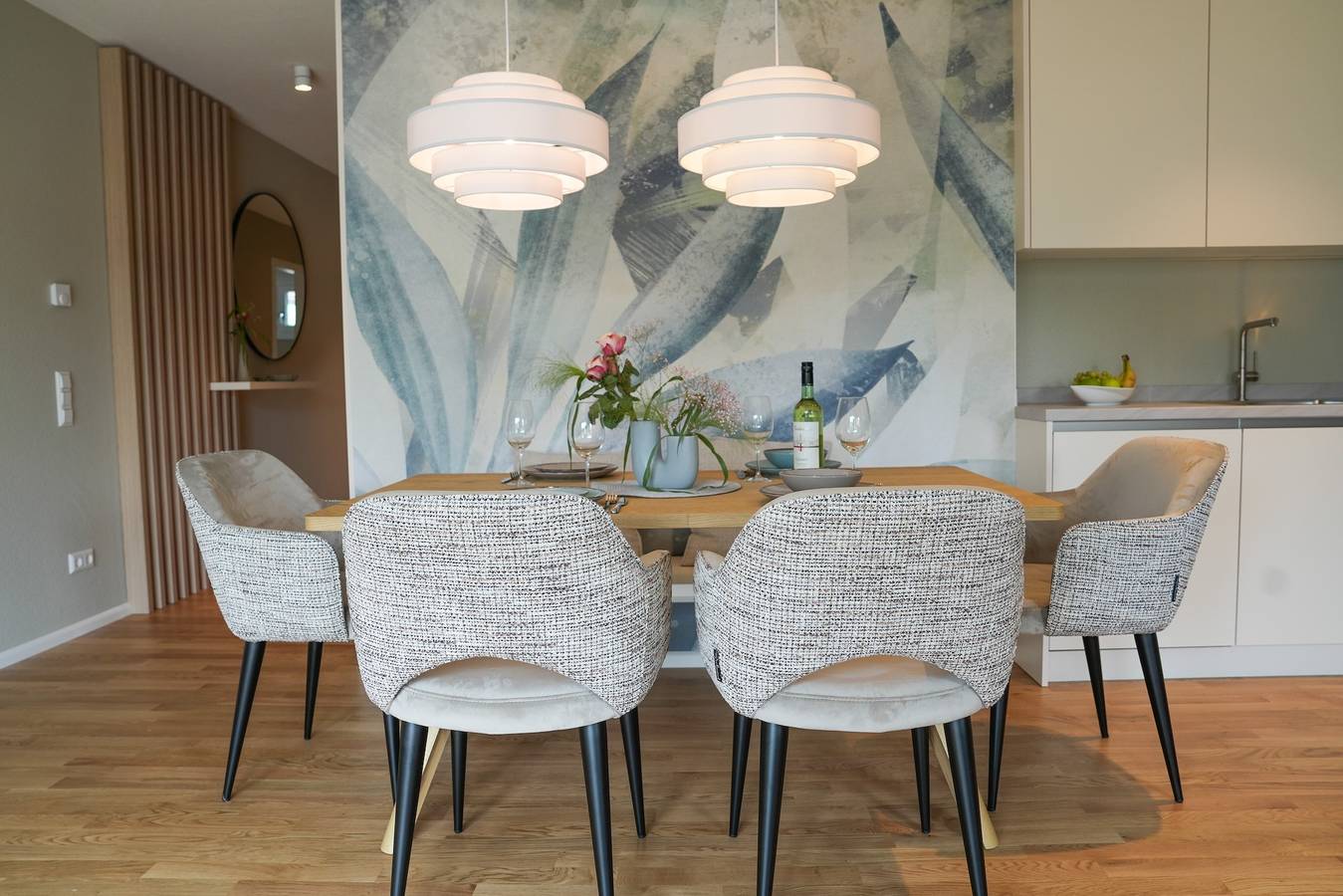 Ganze Wohnung, 101-freiburg - 2 Appartements (Nr. 1 + Nr. 2) mit Bergblick, privater Terrasse und 3 Schlafzimmer in Freiburg, Südschwarzwald