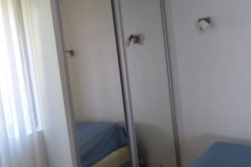 Villa pour 4 Personnes dans Le Lavandou, Région de Toulon, Photo 1