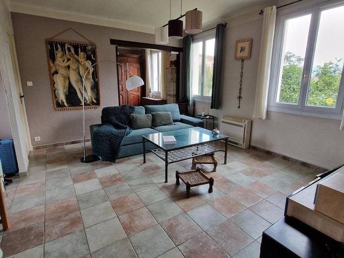 Location de vacances pour 6 personnes, avec piscine et jardin à Sauveterre - 2