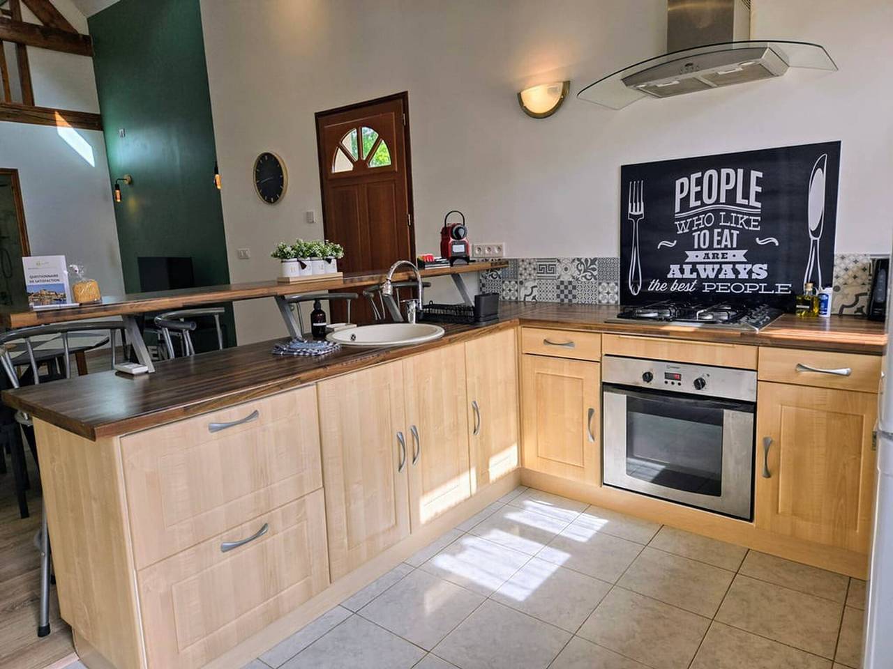 Charmantes Haus mit Terrasse in Auxerre, Parkplatz inklusive in Auxerre, Auxerre und Umgebung