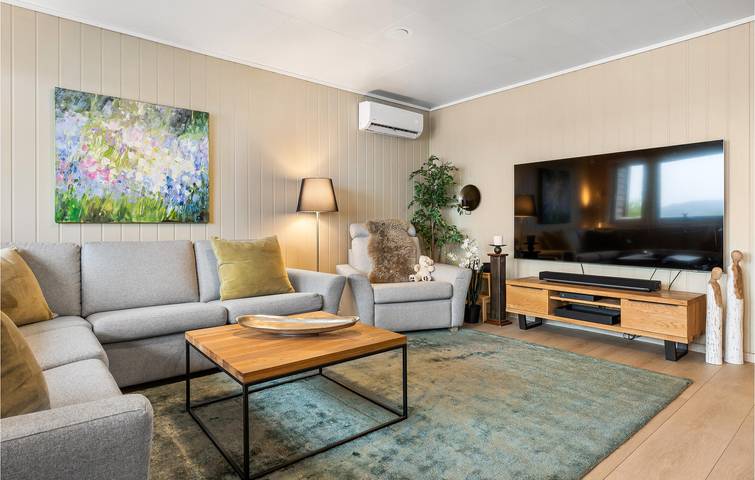 Holiday home for 4 people with garden in Fana, Bergen