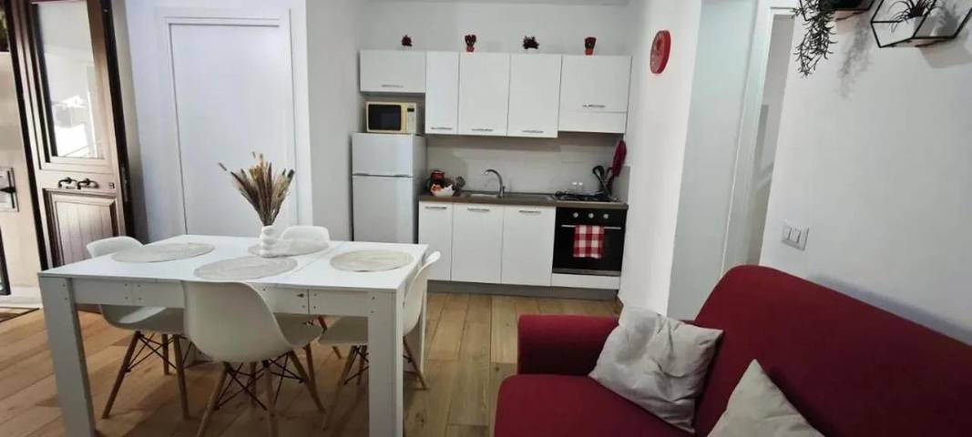 Appartamento per 5 persone, con balcone in Lascari