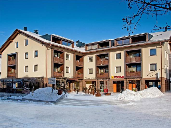 Ferienwohnung für 5 Personen, mit Balkon und Ausblick in Toblach