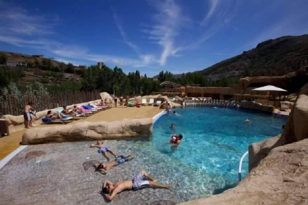 Casa rural (alquiler íntegro) La Colmena para 6 personas in Navalsaz, Enciso